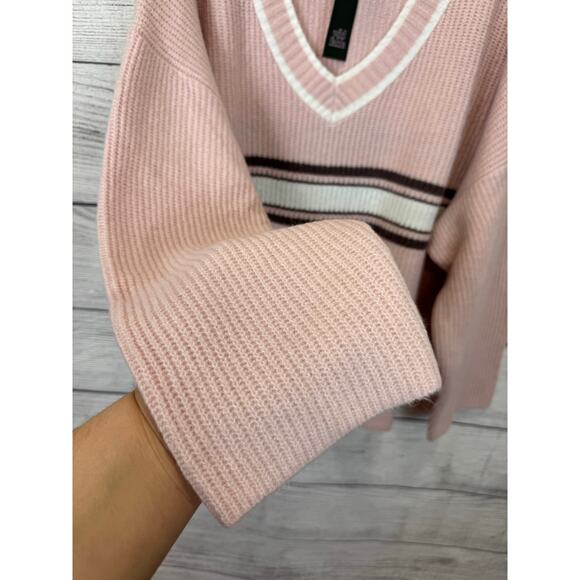 Wild Fable Plus Size Light Pink Knit Stripe V-Neck Sweater Size 4X - Picture 5 of 8